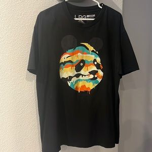 Black LRG panda t-shirt